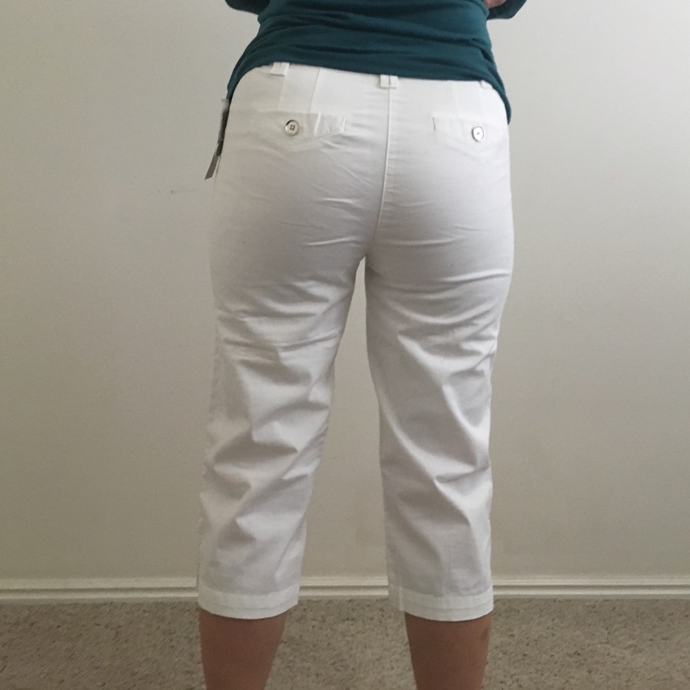 White capris - Picture 4 of 4